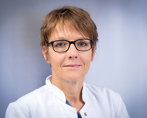 Dr. med. <br />Beate Boden