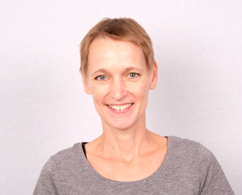 Dr. Bettina Brune